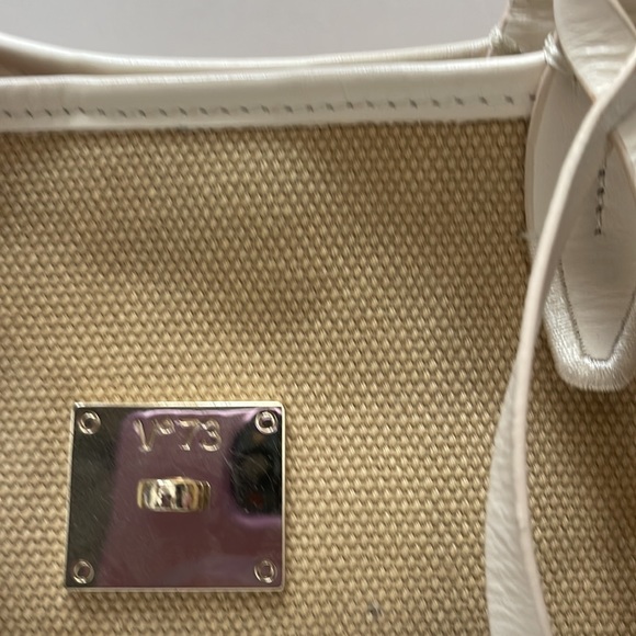 V 73 Linen Canvas tote bag. Leather handles in v good condition. - Picture 2 of 7